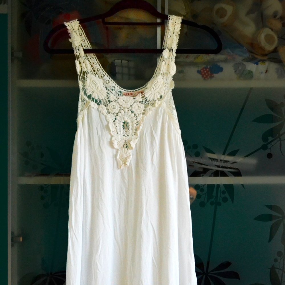 White Please Cut-out Summer Dress
